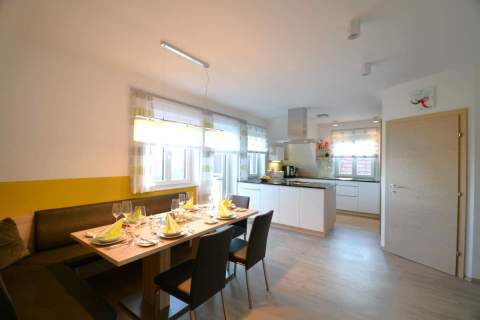 Eckbank-Tisch-Eiche-007