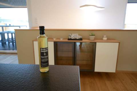 Esszimmer-Burguesa-Eiche-Liebherr-Weintemperrierschrank-001