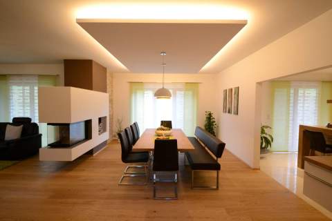 Freistehender-Tisch-Sessel-Bank-002