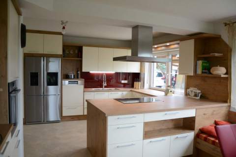 Dankuechen-Living-Dakargelb-Burguesa-Eiche-001
