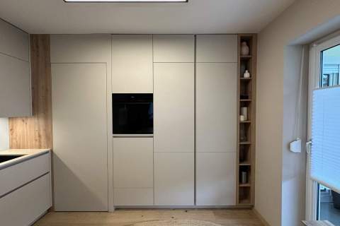 Dankuechen-Silbermond-Jasmin-Diamant-Dekton-Liebherr-2