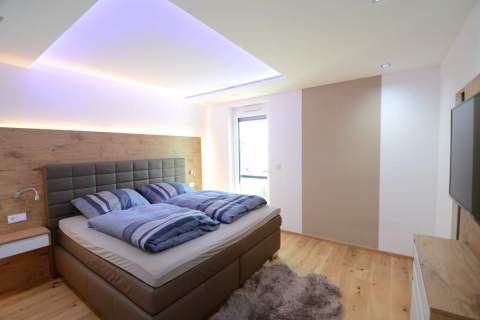 Schlafzimmer-Bettgestaltung-005