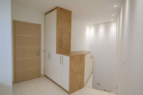 Schrank-weiss-Eiche-002