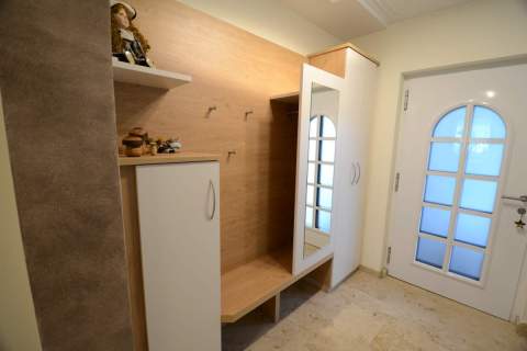 Vorzimmer-Garderobe-weiss-Eiche-012